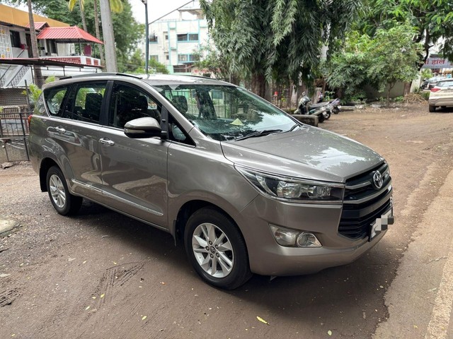 Second-hand 2019 Toyota Innova Crysta 2.8 GX AT BSIV for sale in Ahmednagar-5