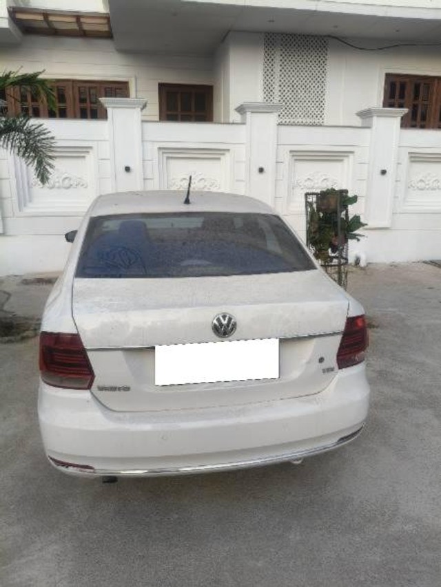 Second-hand 2017 Volkswagen Vento 1.5 TDI Highline AT for sale in Dungarpur-1