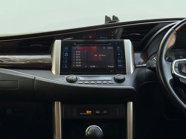 Second-hand 2019 Toyota Innova Crysta 2.4 VX MT BSIV for sale in New Delhi-11