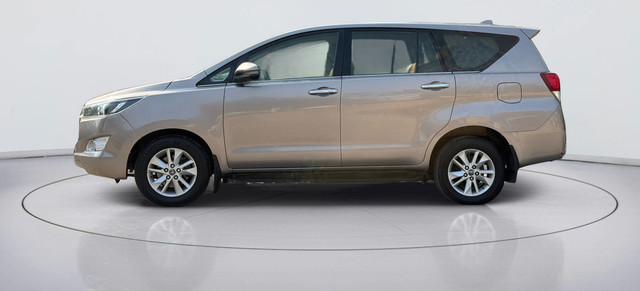 Second-hand 2019 Toyota Innova Crysta 2.4 VX MT BSIV for sale in New Delhi-4