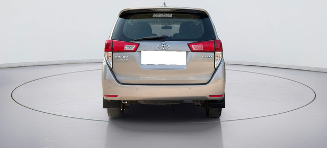 Second-hand 2019 Toyota Innova Crysta 2.4 VX MT BSIV for sale in New Delhi-2