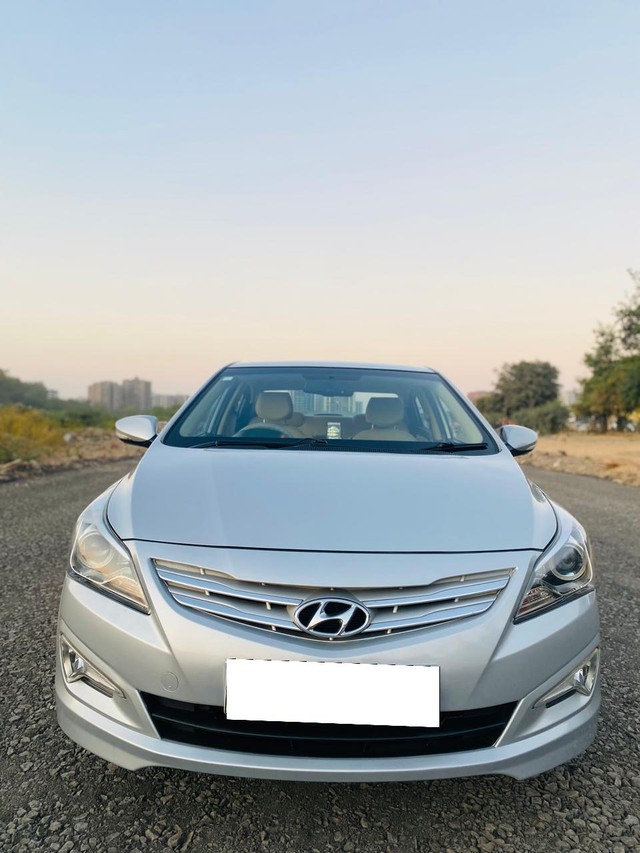 Second-hand 2015 Hyundai Verna 1.6 VTVT S for sale in Ahmedabad-5