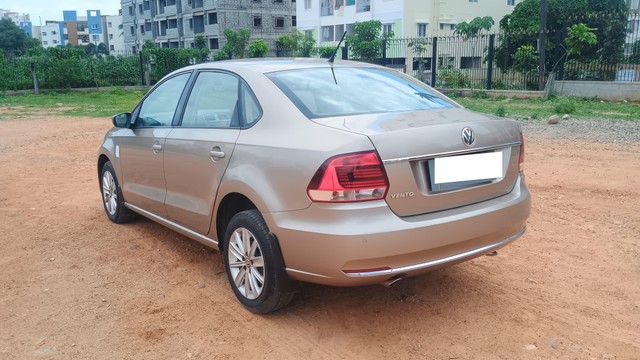 Second-hand 2018 Volkswagen Vento 1.6 Highline for sale in Bangalore-8