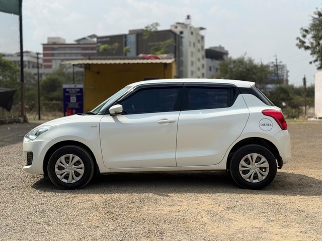 Second-hand 2019 Maruti Suzuki Swift VDI for sale in Nashik-5