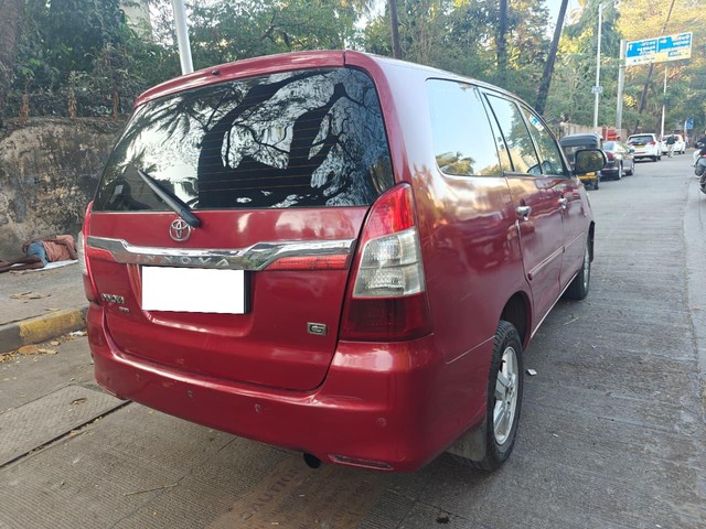 Second-hand 2008 Toyota Innova 2.5 V Diesel 8-seater for sale in Mumbai-13