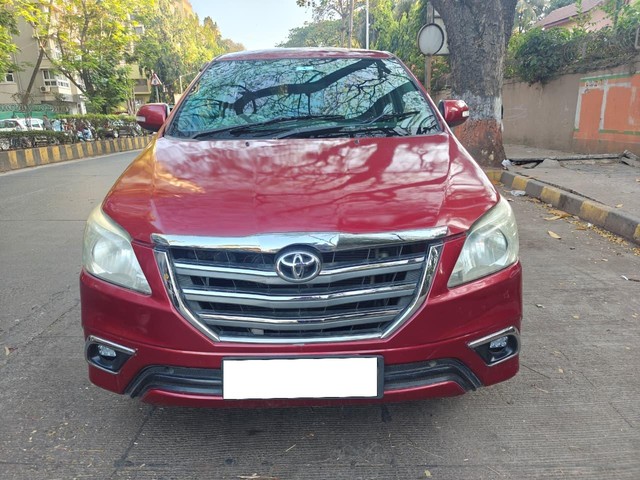 Second-hand 2008 Toyota Innova 2.5 V Diesel 8-seater for sale in Mumbai-3