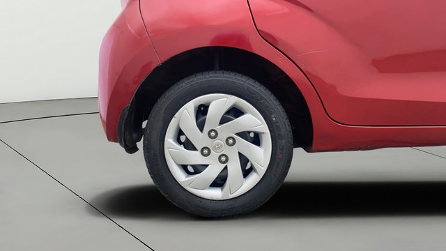 Second-hand 2020 Hyundai Santro Sportz for sale in Hyderabad-24