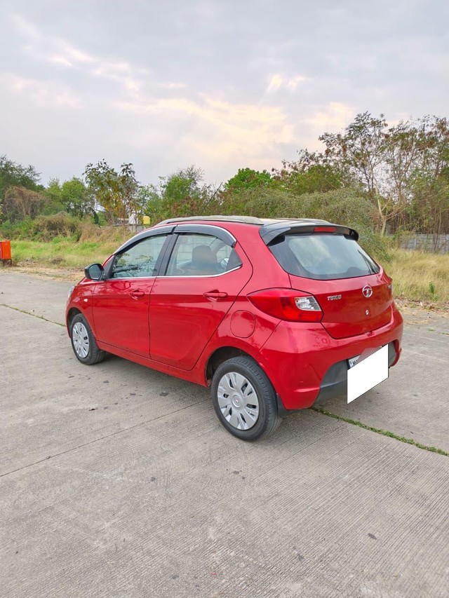 Second-hand 2017 Tata Tiago Wizz 1.2 Revotron for sale in Nagpur-2