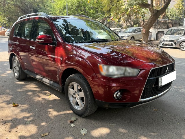 Mitsubishi Outlander 2.4 Second-hand 2011 Mitsubishi Outlander 2.4 for sale in New Delhi-8