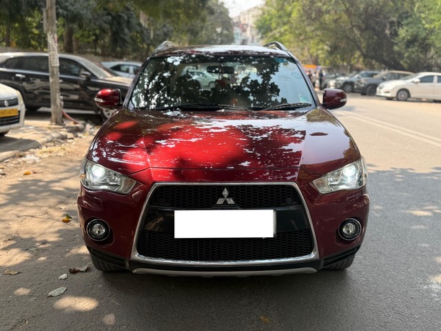 Mitsubishi Outlander 2.4 Second-hand 2011 Mitsubishi Outlander 2.4 for sale in New Delhi-7