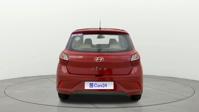 Second-hand 2021 Hyundai Grand i10 Nios Magna CNG for sale in Mumbai-3