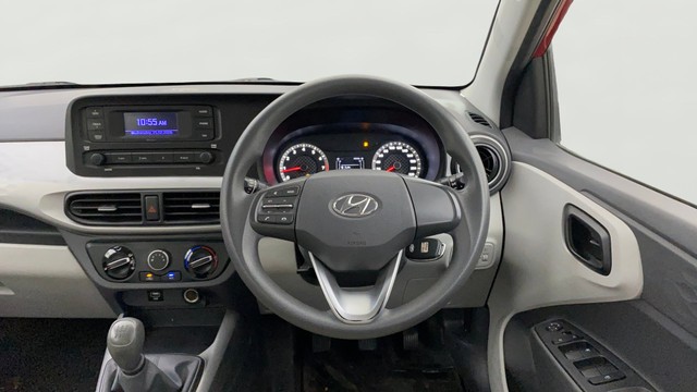 Second-hand 2021 Hyundai Grand i10 Nios Magna CNG for sale in Mumbai-12