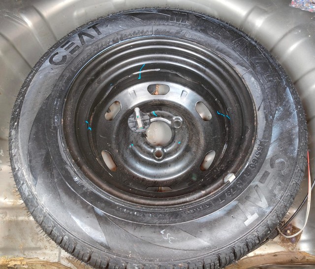 Renault KWID RXT Second-hand 2016 Renault KWID RXT for sale in Kolkata-8