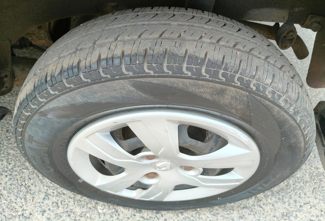 Renault KWID RXT Second-hand 2016 Renault KWID RXT for sale in Kolkata-17