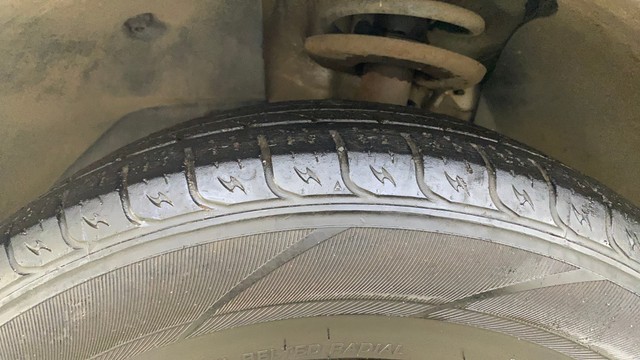 Second-hand 2018 Mahindra XUV500 W7 for sale in Navi Mumbai-9