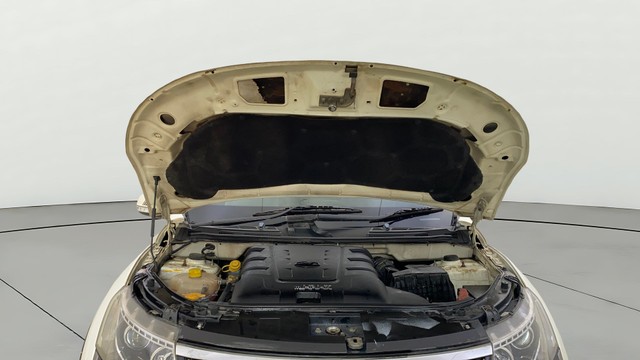 Second-hand 2018 Mahindra XUV500 W7 for sale in Navi Mumbai-20