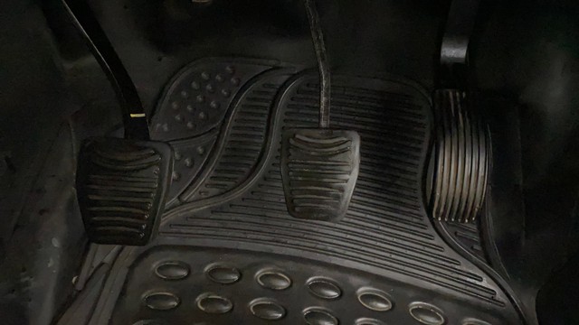 Second-hand 2018 Mahindra XUV500 W7 for sale in Navi Mumbai-25