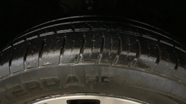 Second-hand 2021 Nissan Kicks 1.5 XV for sale in New Delhi-28