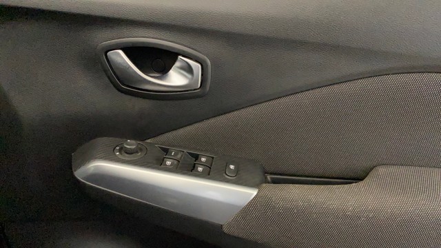 Second-hand 2021 Nissan Kicks 1.5 XV for sale in New Delhi-17