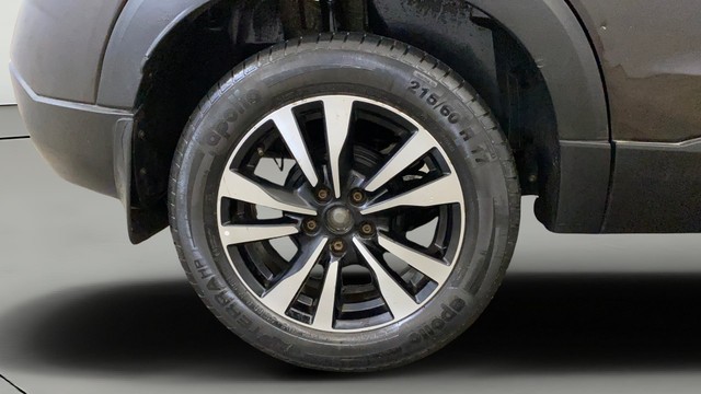 Second-hand 2021 Nissan Kicks 1.5 XV for sale in New Delhi-24