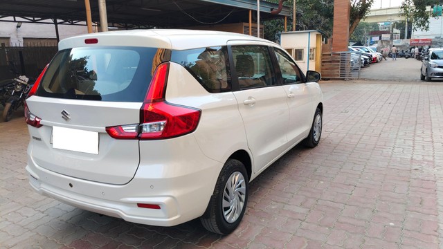 Second-hand 2019 Maruti Suzuki Ertiga VXI AT for sale in New Delhi-7