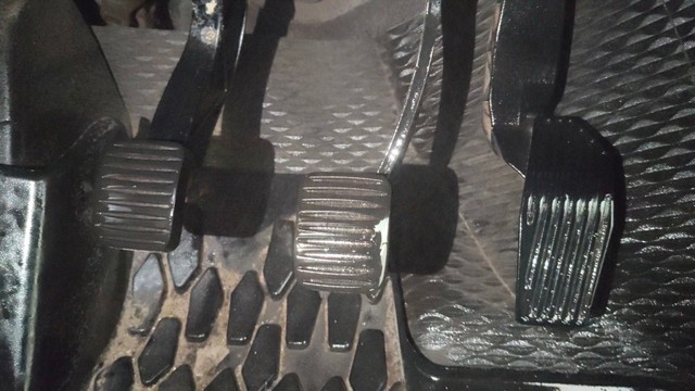 Second-hand 2018 Jeep Compass 2.0 Longitude Option BSIV for sale in Pune-14