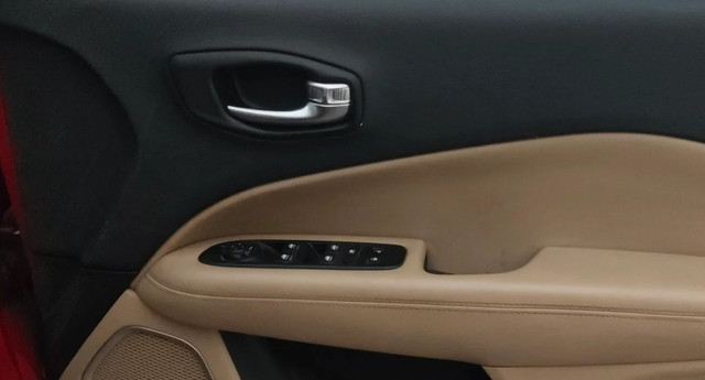 Second-hand 2018 Jeep Compass 2.0 Longitude Option BSIV for sale in Pune-17