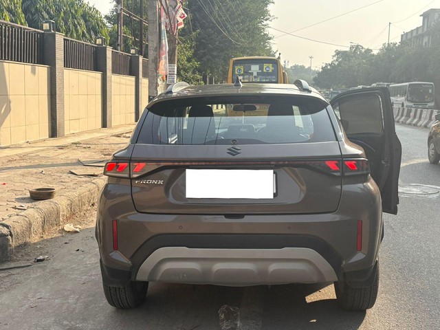Maruti Suzuki FRONX Delta AMT Second-hand 2023 Maruti Suzuki FRONX Delta AMT for sale in New Delhi-1