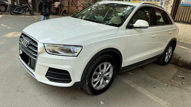 Second-hand 2016 Audi Q3 35 TDI Quattro Premium Plus for sale in New Delhi-5