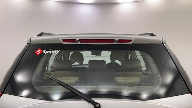 Second-hand 2016 Mahindra XUV500 W9 for sale in Pune-30