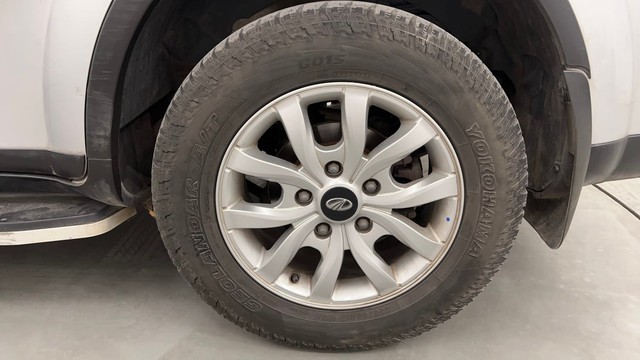 Second-hand 2016 Mahindra XUV500 W9 for sale in Pune-19