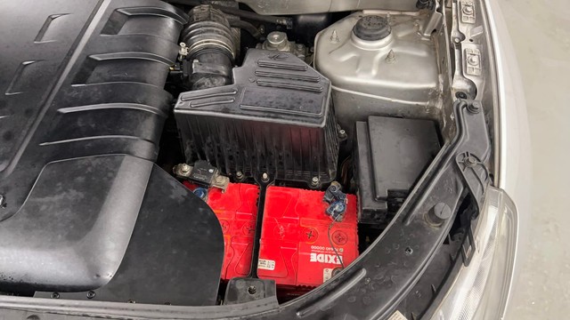 Second-hand 2016 Mahindra XUV500 W9 for sale in Pune-34