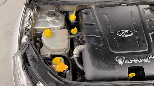 Second-hand 2016 Mahindra XUV500 W9 for sale in Pune-40