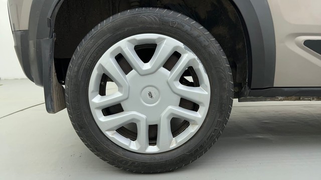 Second-hand 2021 Renault Kiger RXT AMT for sale in Ahmedabad-18