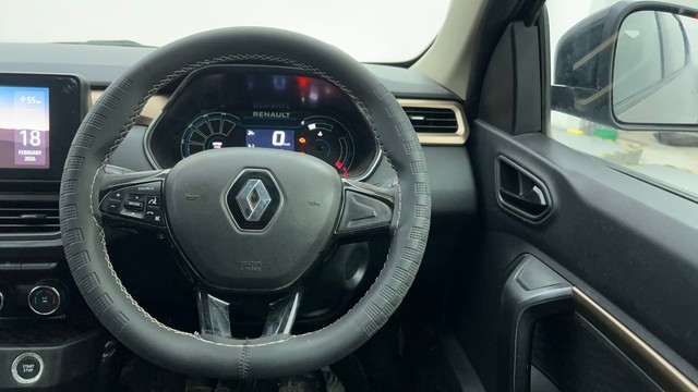 Second-hand 2021 Renault Kiger RXT AMT for sale in Ahmedabad-35