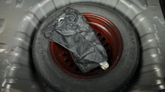 Second-hand 2021 Renault Kiger RXT AMT for sale in Ahmedabad-21