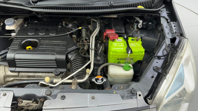 Second-hand 2014 Maruti Suzuki Wagon R VXI for sale in Ahmedabad-37