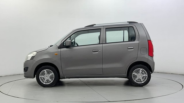 Second-hand 2014 Maruti Suzuki Wagon R VXI for sale in Ahmedabad-6