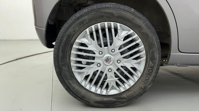 Second-hand 2014 Maruti Suzuki Wagon R VXI for sale in Ahmedabad-18