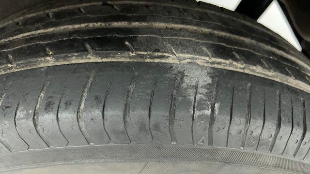 Second-hand 2014 Maruti Suzuki Wagon R VXI for sale in Ahmedabad-30