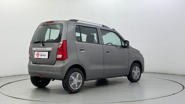 Second-hand 2014 Maruti Suzuki Wagon R VXI for sale in Ahmedabad-3