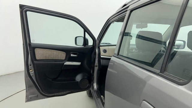 Second-hand 2014 Maruti Suzuki Wagon R VXI for sale in Ahmedabad-28