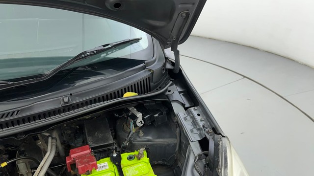 Second-hand 2014 Maruti Suzuki Wagon R VXI for sale in Ahmedabad-25