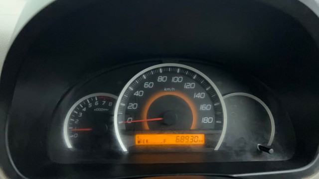 Second-hand 2014 Maruti Suzuki Wagon R VXI for sale in Ahmedabad-13