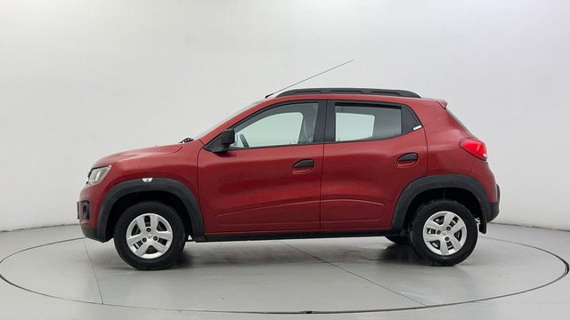 Second-hand 2016 Renault KWID 1.0 RXT Opt for sale in Ahmedabad-6