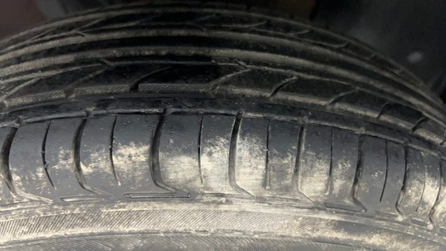 Second-hand 2016 Renault KWID 1.0 RXT Opt for sale in Ahmedabad-36