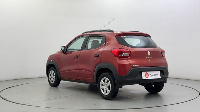 Second-hand 2016 Renault KWID 1.0 RXT Opt for sale in Ahmedabad-5