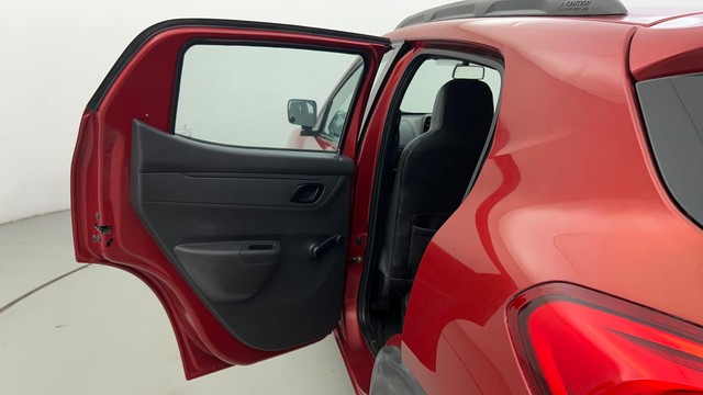 Second-hand 2016 Renault KWID 1.0 RXT Opt for sale in Ahmedabad-23