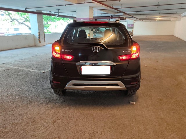 Second-hand 2018 Honda WR-V i-VTEC VX for sale in Mumbai-2