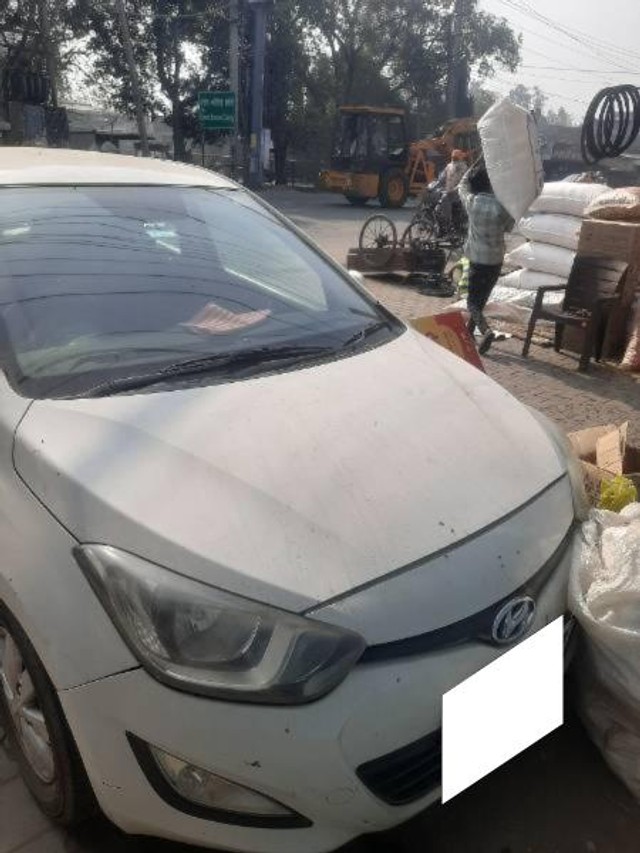 Hyundai i20 1.4 CRDi Sportz Second-hand 2012 Hyundai i20 1.4 CRDi Sportz for sale in Patiala-1